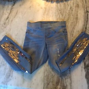 Justice distressed flip sequin jeggings 6 slim